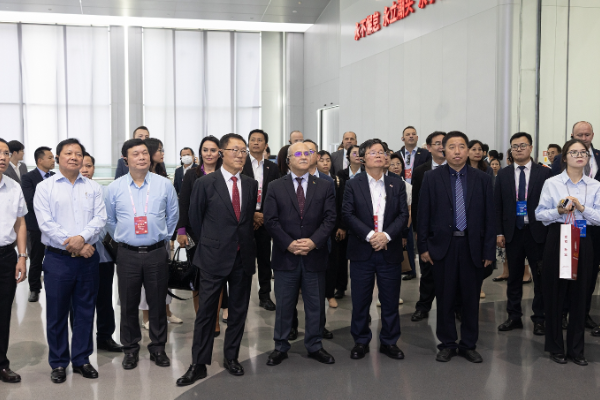 Sister Cities Build Bridges for Win-Win Development | Using High-End Equipment as a Medium, Shandong Heavy Industry Group Draws a New Blueprint for Global Cooperation with Friends from 47 Countries