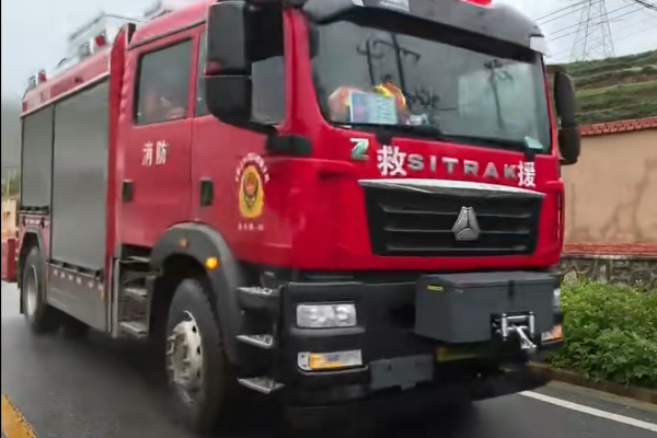 On the Scene! Shandong Heavy Industry Group Actively Participates in Flood Relief in Yuzhong, Gansu