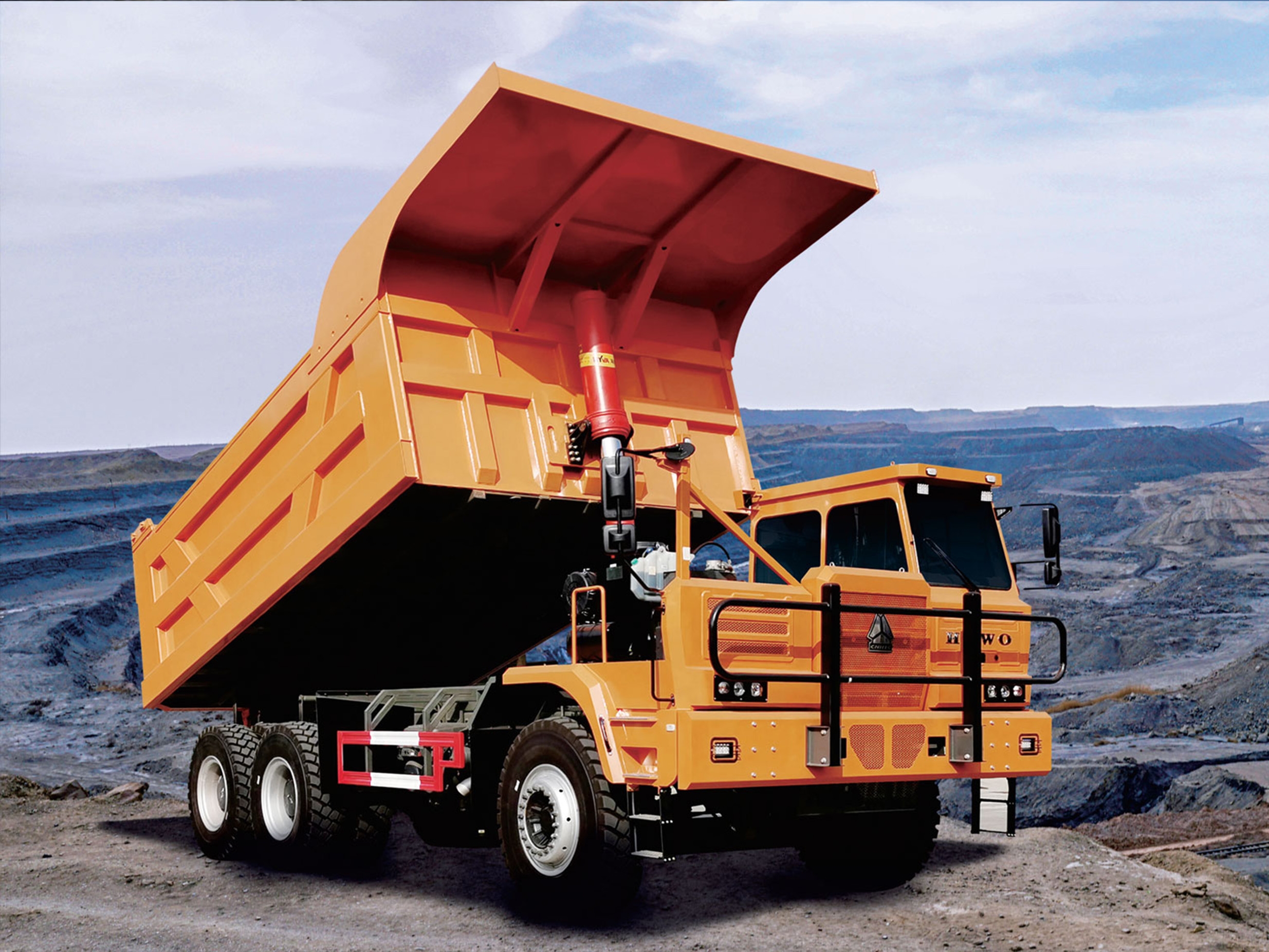 120吨矿用自卸车